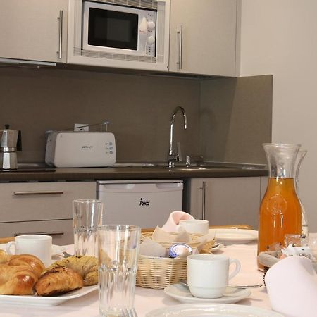 Apartamentos VilaGarós Buitenkant foto